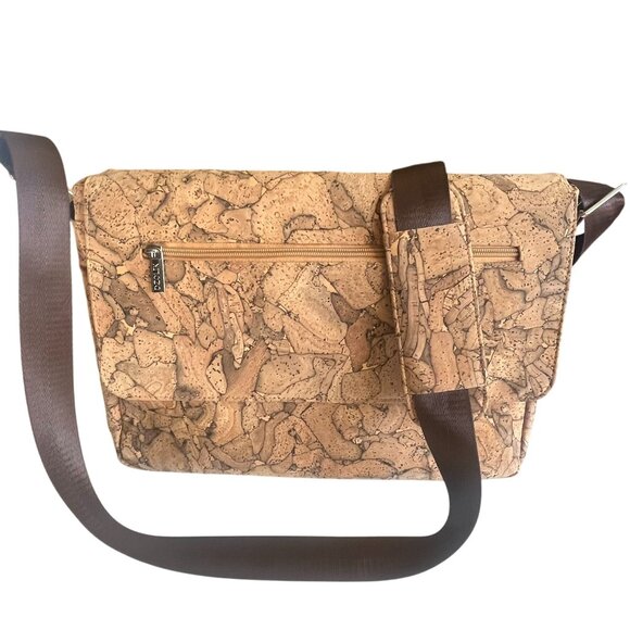 Dzolik Cork Messenger/Computer Bag Adjustable Strap Six Zip Pockets Vegan Unisex - Picture 2 of 6